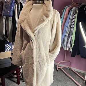 Elegant Cream Faux Fur Coat